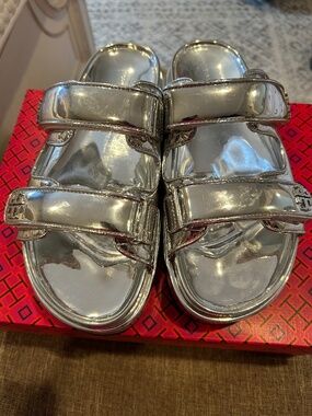 NWT Tory Burch Silver Kira Sport Slides Size 9